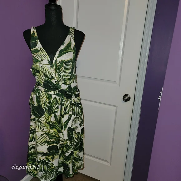 H & M Safari  style  faux-wrap Sleeveless Dress Sz: Large  NWT - Picture 9 of 12
